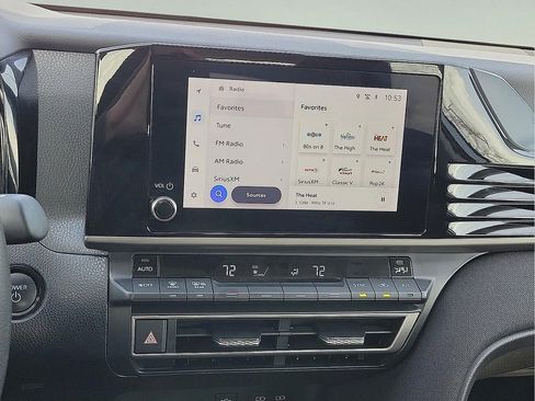 Used 2025 Toyota Camry LE image 15