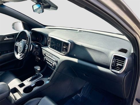 Used 2020 Kia Sportage S w/ S Sunroof Package image 27