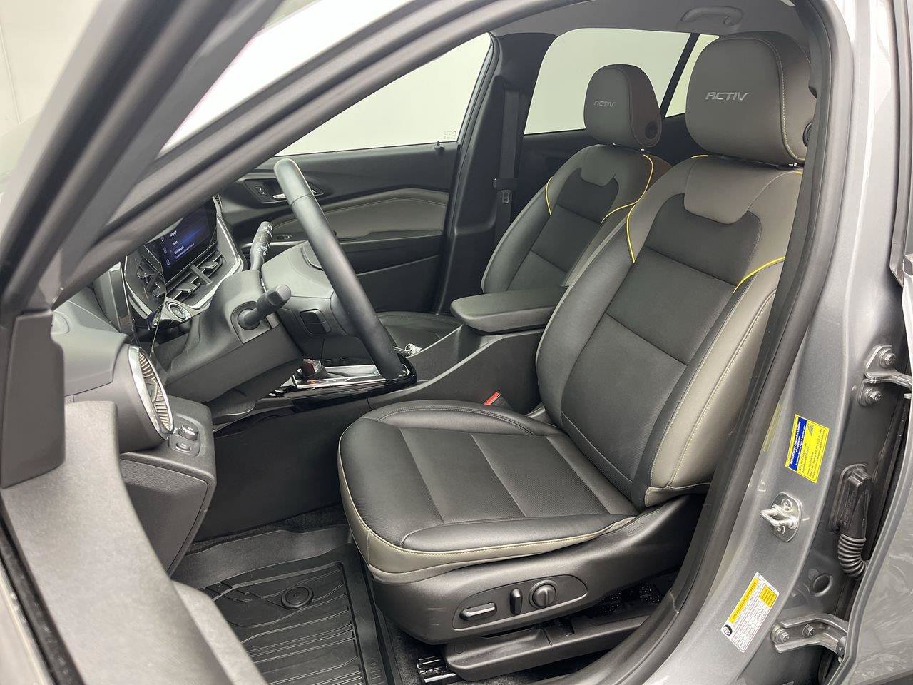 Used 2024 Chevrolet Trax ACTIV w/ Driver Confidence Package FWD image 8
