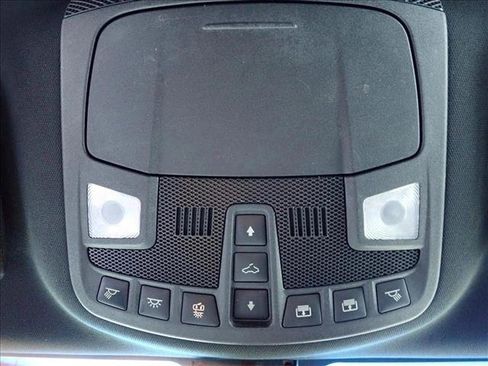 Used 2016 Lincoln MKX Reserve w/ Climate Package AWD/4WD image 27