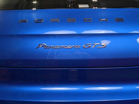 Used 2015 Porsche Panamera GTS image 37
