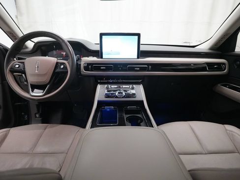 Used 2023 Lincoln Aviator Reserve w/ Equipment Group 201A AWD/4WD image 5