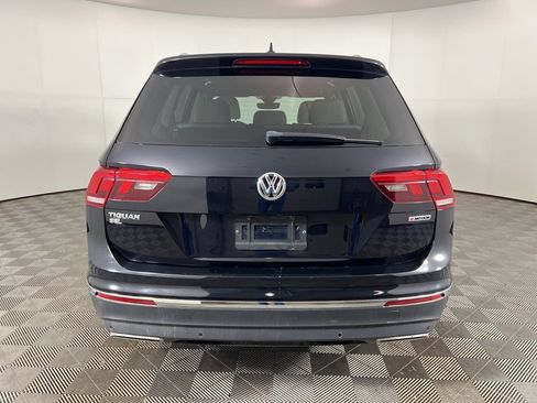 Used 2020 Volkswagen Tiguan SEL image 8