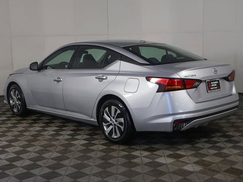Used 2019 Nissan Altima 2.5 S image 6