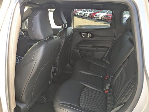 New 2026 Jeep Compass Latitude image 14