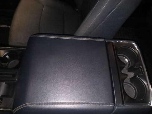 Certified 2022 Ford F150 XLT w/ Equipment Group 302A High image 43