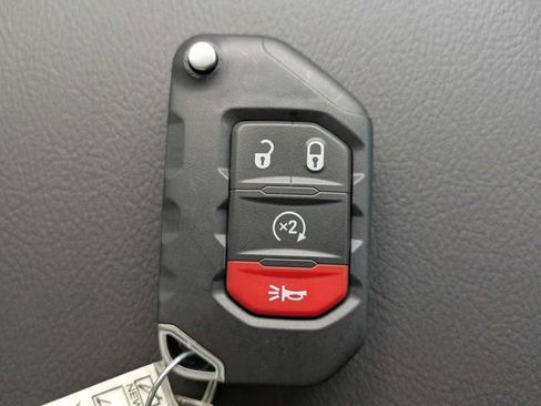 New 2026 Jeep Gladiator Rubicon AWD/4WD image 31