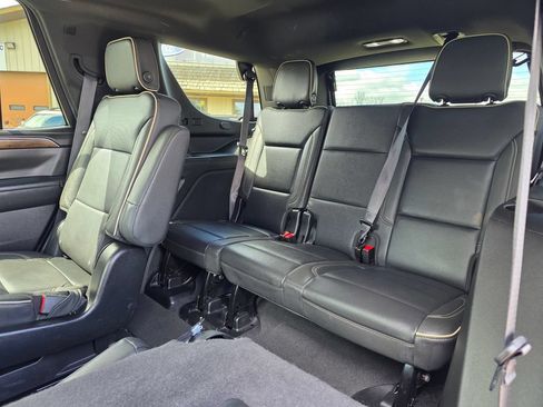Used 2024 Chevrolet Tahoe Premier AWD/4WD image 29