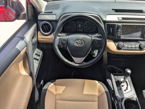 Used 2017 Toyota RAV4 XLE image 20