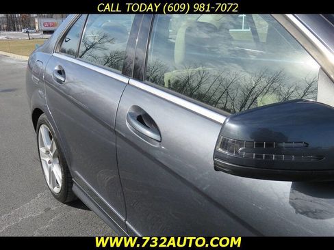 Used 2011 Mercedes-Benz C 300 C 300 Sport 4MATIC AWD 4dr Sed image 24