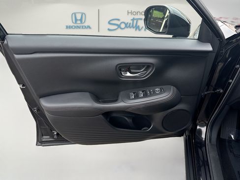 Certified 2024 Honda HR-V Sport image 19