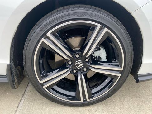 Certified 2024 Honda Accord Sport image 28