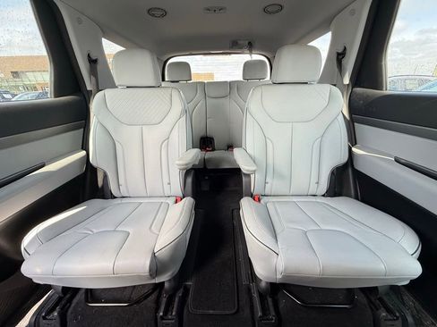 Used 2024 Hyundai Palisade SEL FWD image 28