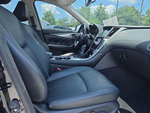 Used 2019 INFINITI Q50 Luxe w/ Essential Package (3.0T Luxe) AWD/4WD image 27