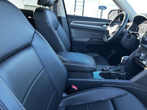 Used 2022 Volkswagen Atlas SE image 13