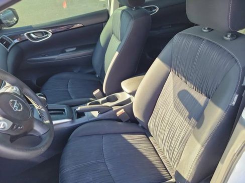 Used 2017 Nissan Sentra SV image 18