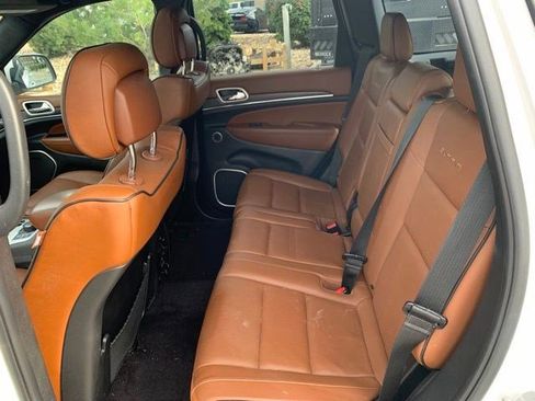 Used 2018 Jeep Grand Cherokee Summit w/ Platinum Series Group AWD/4WD image 11