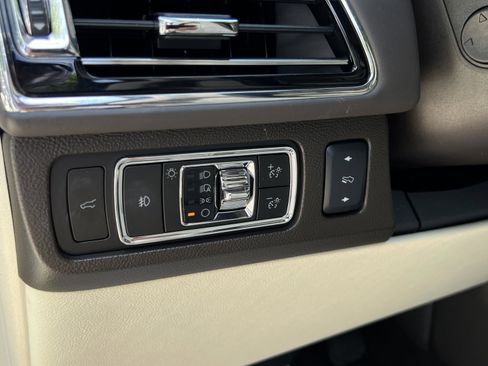 Certified 2023 Lincoln Navigator Black Label AWD/4WD image 13
