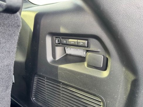 Used 2024 Ford Explorer ST w/ Technology Package image 27