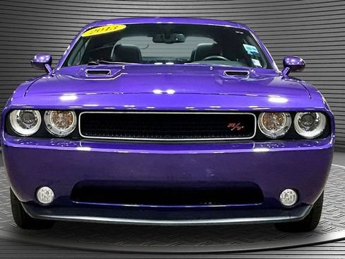 Used 2013 Dodge Challenger R/T RWD image 2