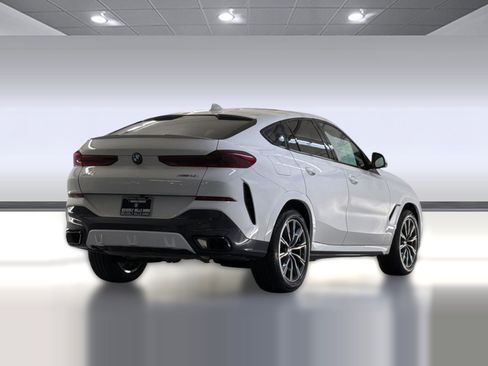 Used 2023 BMW X6 xDrive40i w/ M Sport Package image 8
