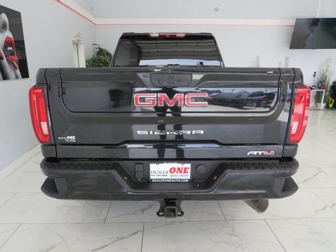 Used 2023 GMC Sierra 2500 AT4 w/ Gooseneck/5TH Wheel Package image 5