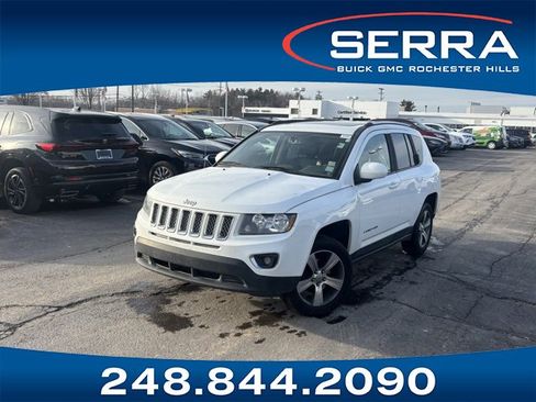 Used 2016 Jeep Compass High Altitude image 1