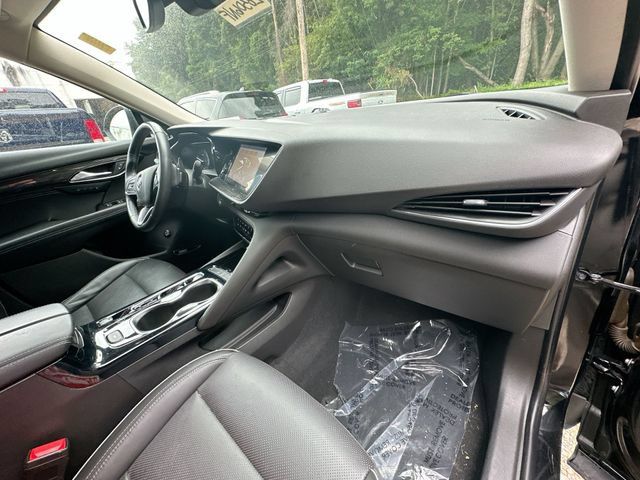 Used 2021 Buick Envision Essence w/ Technology Package I FWD image 32