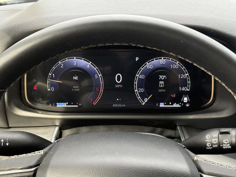 Used 2024 Jeep Wagoneer Series II w/ Convenience Group I image 12