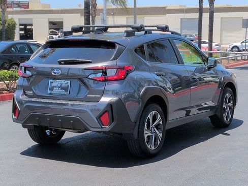 Used 2025 Subaru Crosstrek 2.5i Premium AWD/4WD image 10