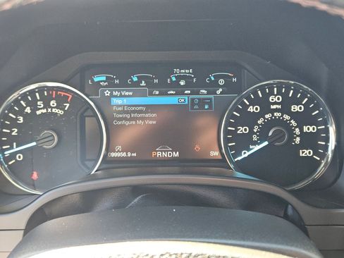 Used 2019 Ford F150 Platinum w/ Equipment Group 701A Luxury image 15