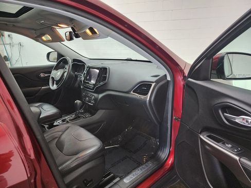 Used 2020 Jeep Cherokee Limited AWD/4WD image 32