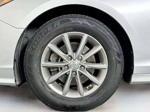 Used 2018 Hyundai Sonata SE image 11