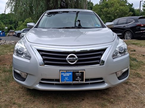 Used 2014 Nissan Altima 2.5 S FWD image 2