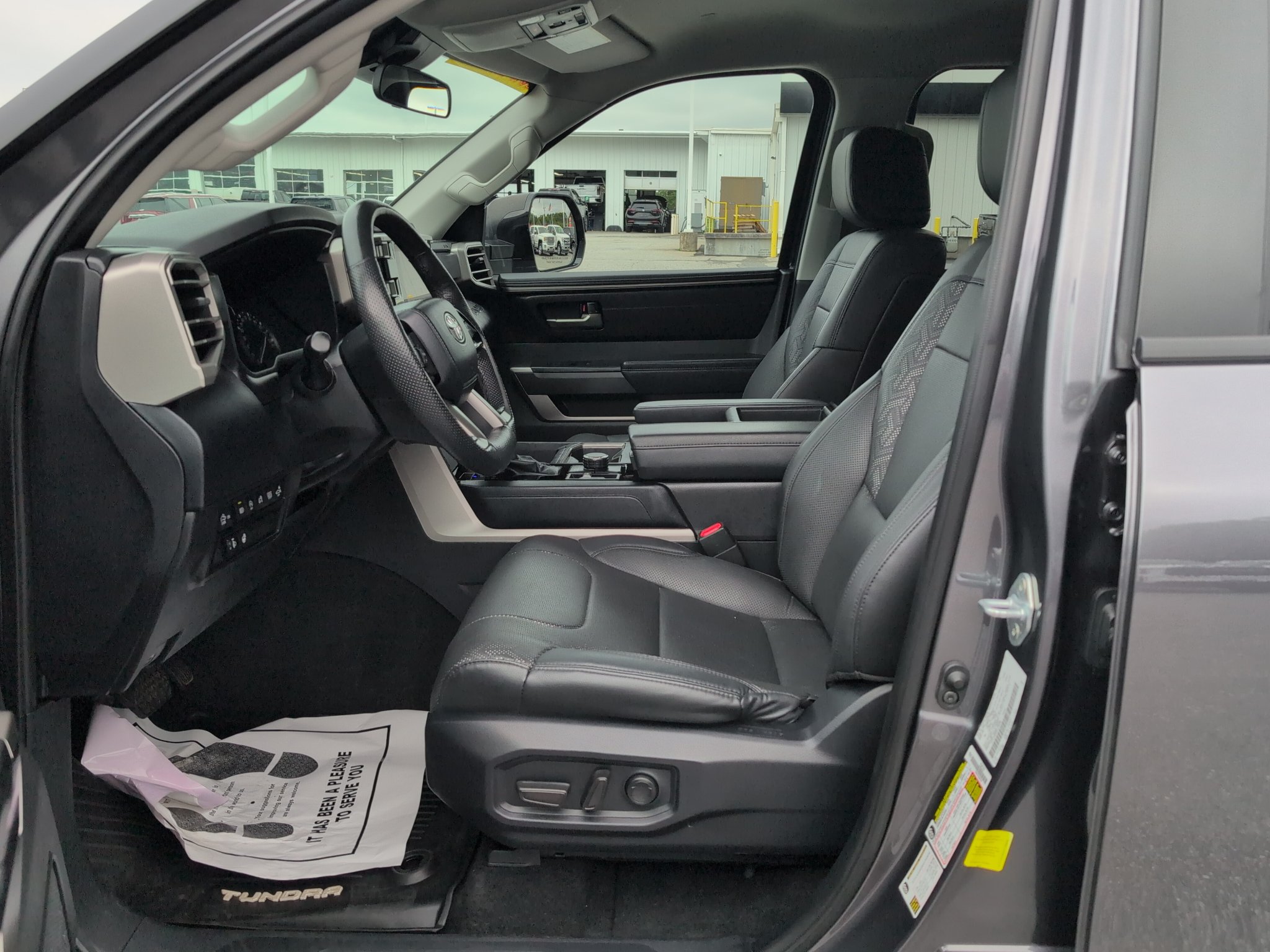 Used 2024 Toyota Tundra SR5 w/ SR5 Premium Package AWD/4WD image 11