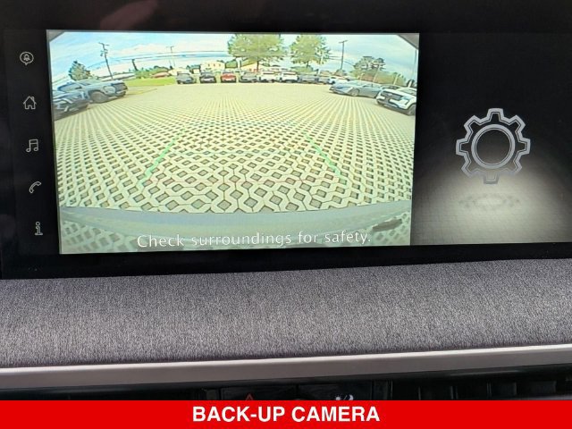 Certified 2025 Nissan Kicks SV AWD/4WD image 25