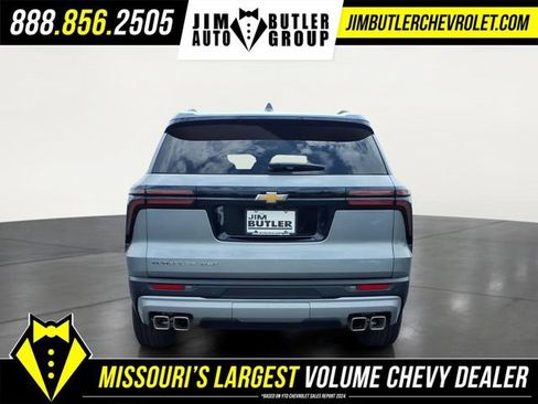 Used 2026 Chevrolet Traverse LT AWD/4WD image 25