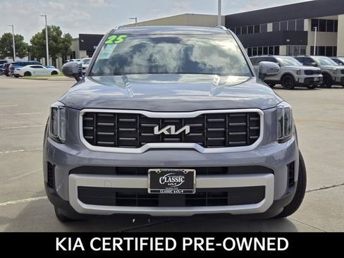 Certified 2025 Kia Telluride S FWD image 2