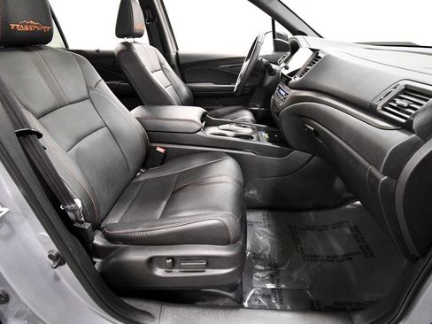 Certified 2024 Honda Passport TrailSport image 19