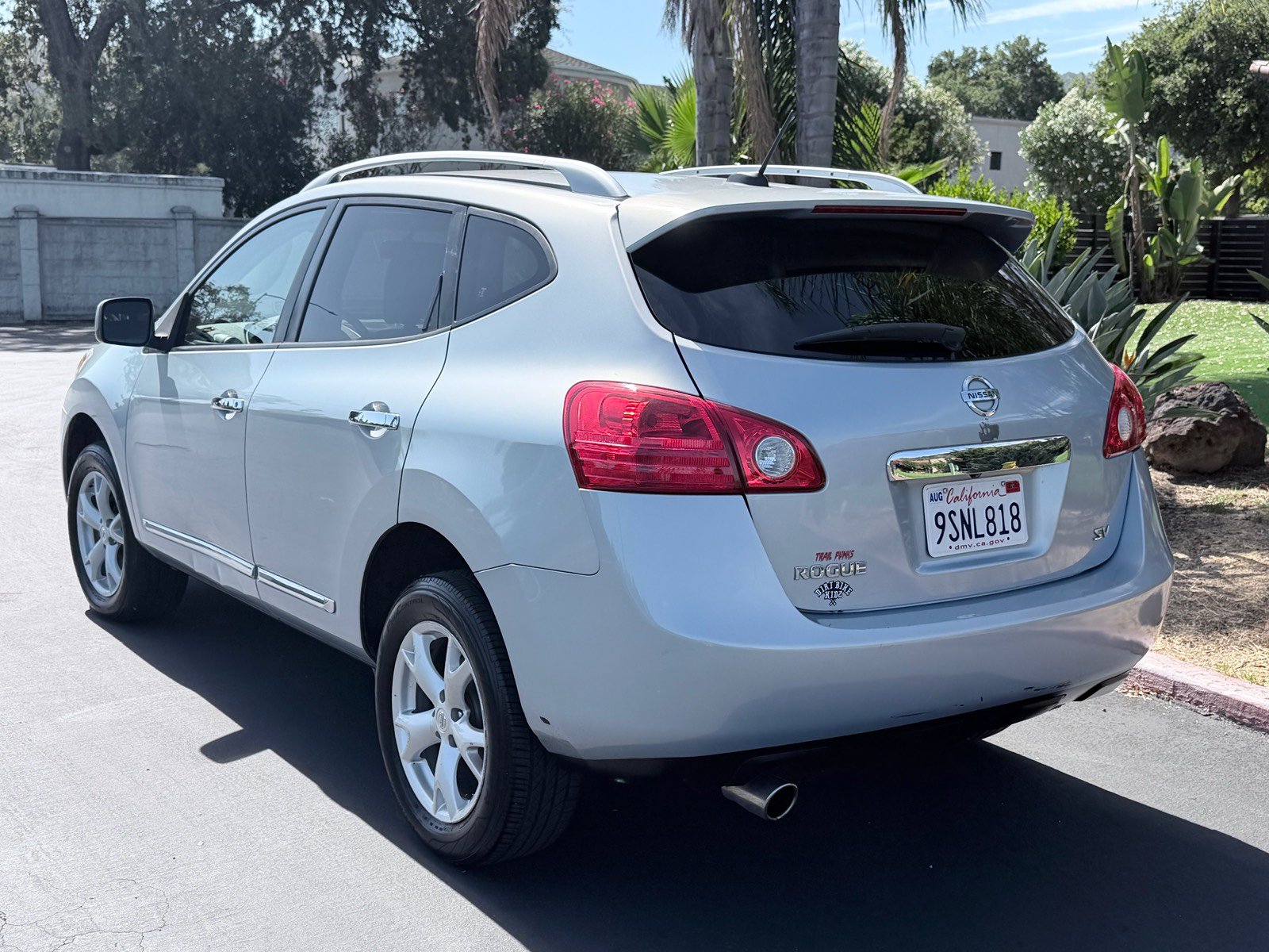 Used 2011 Nissan Rogue SV FWD image 3