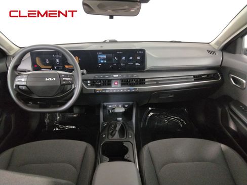 Used 2025 Kia K4 FWD image 27