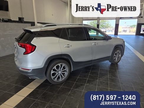 Used 2019 GMC Terrain SLT w/ Preferred Package AWD/4WD image 5