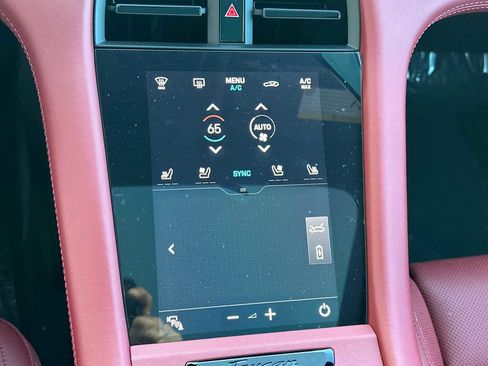 Used 2024 Porsche Taycan 4S image 21