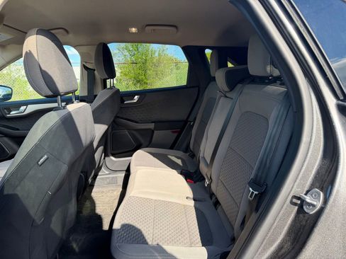 Used 2020 Ford Escape SE FWD image 11
