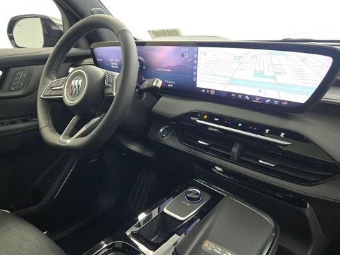 New 2026 Buick Enclave Sport Touring w/ Power Package image 9