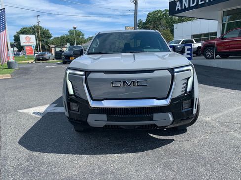 Used 2025 GMC Sierra EV Denali AWD/4WD image 2
