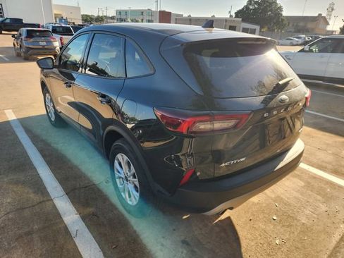 Used 2025 Ford Escape Active AWD/4WD image 4