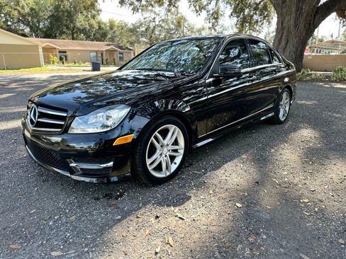 Used 2014 Mercedes-Benz C 250 Sedan image 1