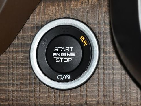 Used 2019 RAM 1500 Laramie Longhorn image 24