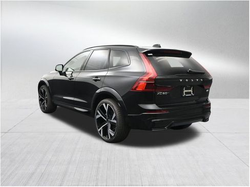 New 2026 Volvo XC60 B5 Ultra AWD/4WD image 3